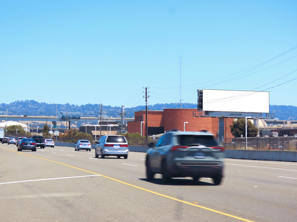 Bay Bridge (I.80) SS .7 mi E/O Toll Plaza (%) - F/W