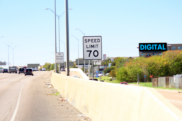 Tom Landry Hwy NS 0.11mi E/O Sylvan F/E - 2