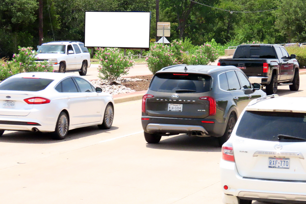 Grapevine Hwy ES 900ft N/O Pool Rd F/N - 2
