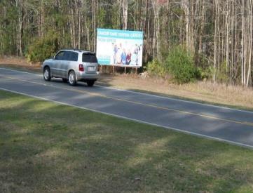 US 17 0.1 mi S/O Royal St. ES
