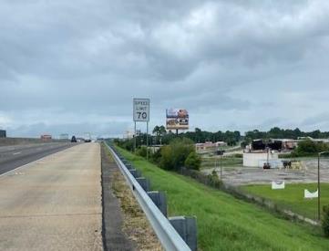I- 75 0.8 mi S/O SR 37 (EXT39) ES F/S (T) DAMAGE HH