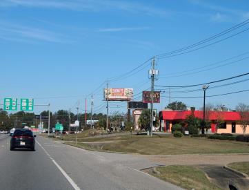 E/S US 231 0.1 mi S/O US 431 F/S