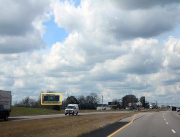S/S US 84 0.3 mi E/O CR 1 F/E
