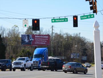 US 80 1.1 mi E/O US 441 SS/FE
