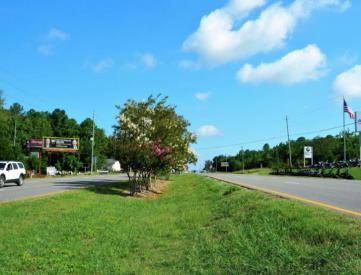 S MEM PKWY WL .25 MI S/O VANTAGE DR FS