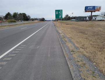 HWY 75 NL 4.5 MI E/O HWY 431 FE
