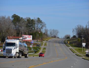 SR 243 179 ft S/O LAKESHORE DR N WS