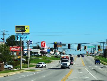 N COLUMBIA [US-441] 250' N/O GARRETT WAY  WS/FS  TOP