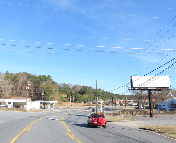 Holly Spring Pkwy ES 500ft S/O Hwy 20 F/S - 2