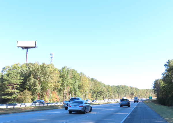 GA 400 WS 0.8mi S/O Peachtree Pkwy (Exit 13) F/S - 1