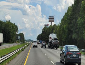 W/S I-75 .8MI N/O EXIT315 N/F TOP RHR