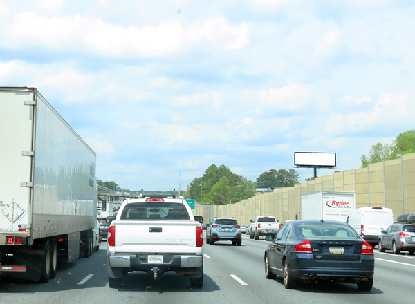 I-75N ES 0.5mi S/O Delk Rd. F/S - 2
