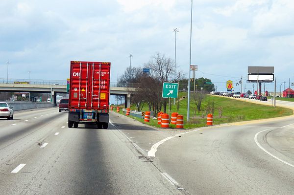 I-75S ES 100ft N/O SR 20 (Exit 218) F/S - 4