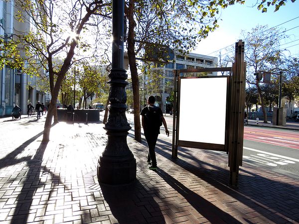 Market St SS 436ft E/O 7th St F/SE - 4