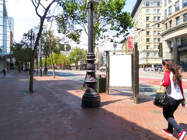 Market St SS 605ft E/O 6th St F/SE - 4