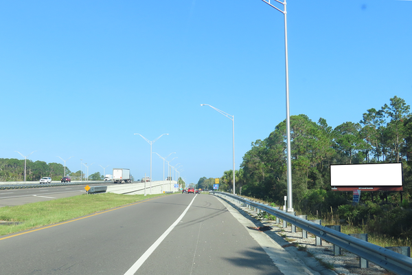 I-95 ES .10 MI S/O SR100 F/S