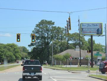 S/S HWY 17 E/O MILLS B LANE F/W
