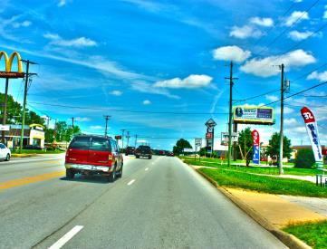 1253 E. Robinson S/S, AT Old Missouri, Springdale, AR (Mini Storage) (1F-F22W1)
