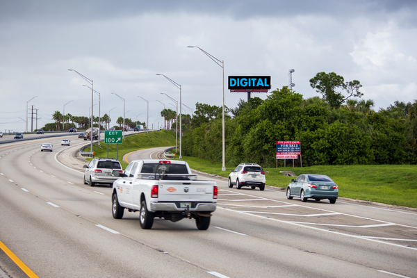 I-95 ES .30 mi S/O US 192 F/S