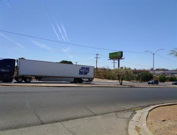 MCCRAE BLVD N/O WEDGEWOOD E/S