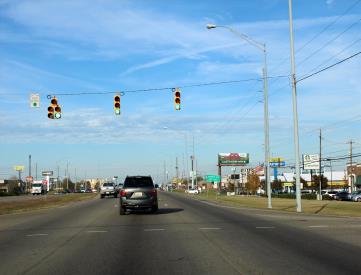 E/S 1503 EAST BLVD S/O WOODMERE F/S
