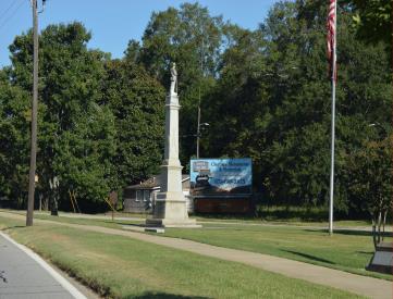 MEMORIAL DRIVE LOC. 1 E/O 2ND ST. NS/FE