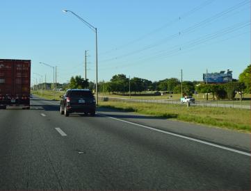 I-75 W/S 3200' N/O S.W. 20TH ST.
