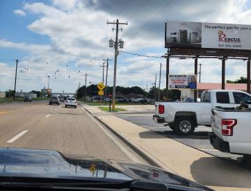 SS HWY. 44, W/O HWY. 281 BUS. FW