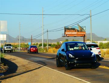 HAPPY VALLEY RD NL @ 7TH AVE (02-23E)