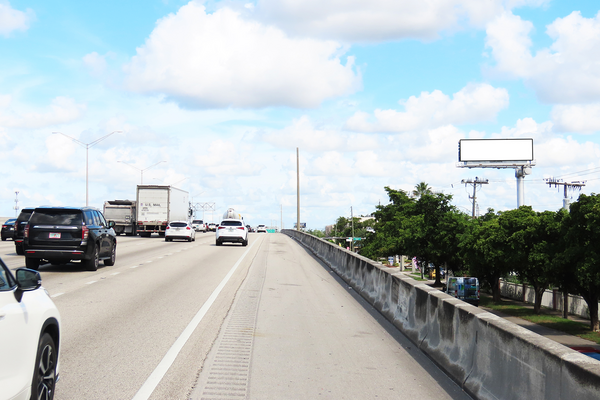 Palmetto Expwy ES 0.67mi N/O 103 St F/S - 2