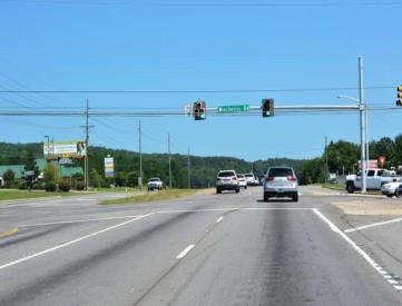 N MEM PKWY WL 700FT N/O WINCHESTER FS