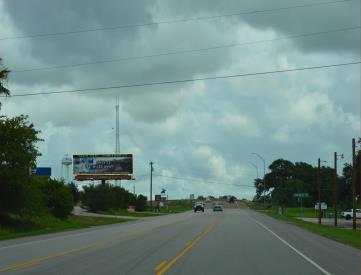SH 183 W/S 2.75 MI N/O US 87 @ OVERPASS SF LHR