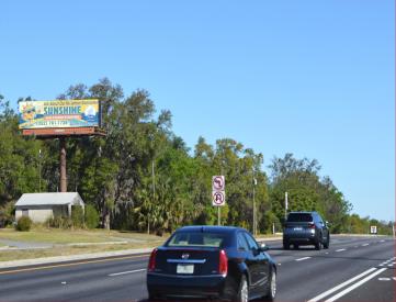 US 441 W/S 2 MI. S/O CR 466