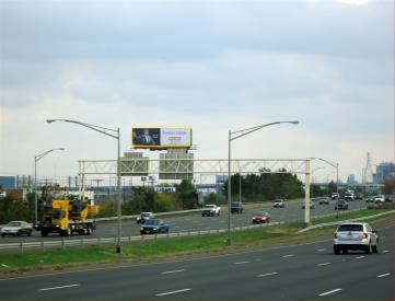 RT 8/25 S/B @667 HOUSATONIC AVE FN-BPORT