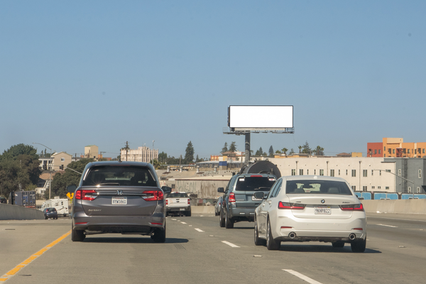 Nimitz Fwy I-880 Frwy ES 0.25mi N/O High St F/S - 2