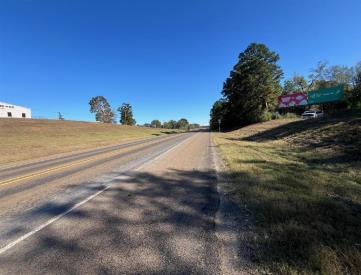 LOOP 304 W/S .3 MI N/O FM 2022 F/N-LEFT
