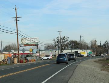 Hwy 32 NL 230' w/o Muir Ave FW