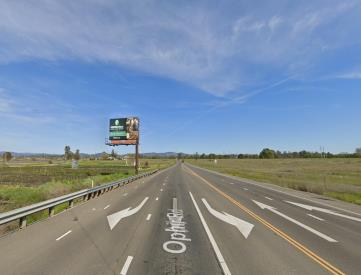 Ophir Rd NL 250' e/o Lincoln Blvd FW