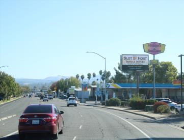 Oro Dam Blvd (Hwy 162) 175' w/o 7th Ave. FW