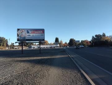East Ave NL 300' E/O Hwy 32 FW