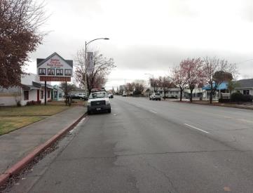 Solano St. (Hwy 99 W) NL 125' w/o Hoag FW