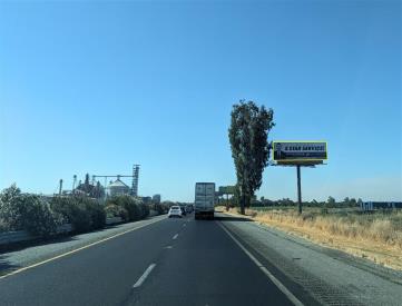Hwy 99 EL 1.1 miles n/o Ave 104
