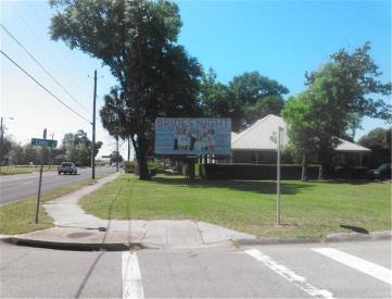W/S 9th Ave @ Lloyd St F/N