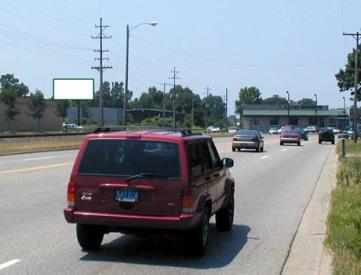 S/S LAKEWOOD BLVD 1 MI W/O US-31 F/E