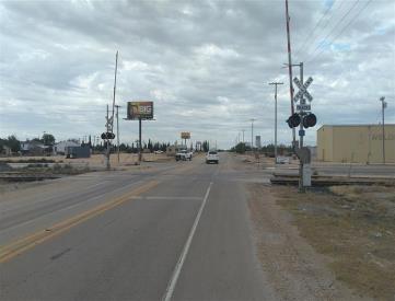 38' S/O Railroad St. Hwy 137 F/N