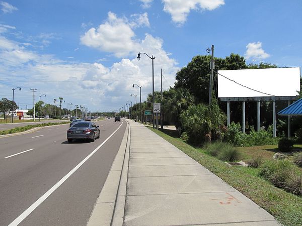 US1 WS 200 ft S/O Florida Ave F/N