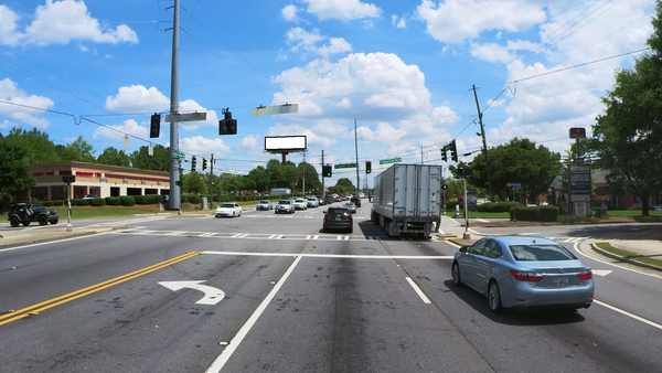 Holcomb Bridge Road ES 0.1mi N/O Barnwell Rd F/N