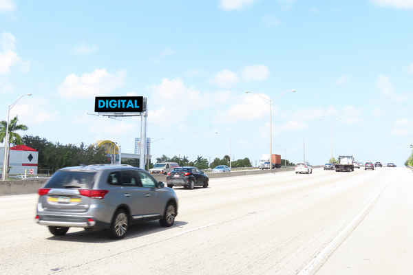 Palmetto Expwy SS 1mi E/O NW 27 Ave F/E - 1