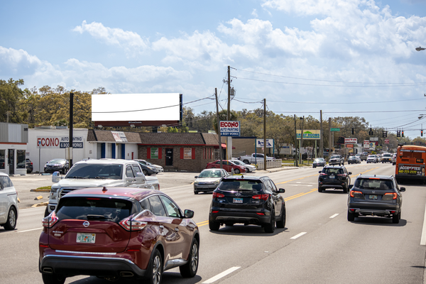 US 441 / 17 92 ES 0.35mi N/O US 192 F/N - Single