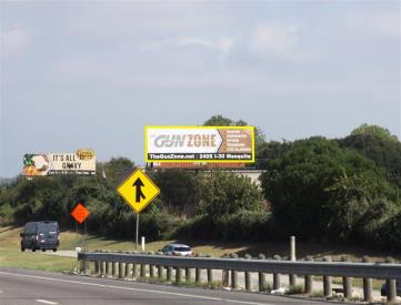 I-635 (LBJ Fwy) e/l .1 mi n/o Lake June Rd